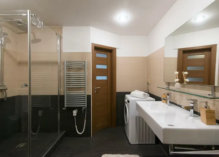 Spacious Near Wenceslas Square Apartment