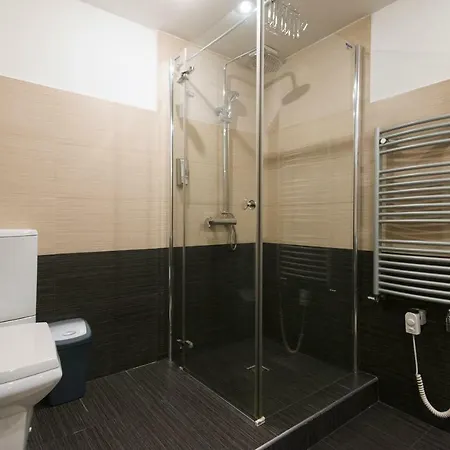 Spacious Near Wenceslas Square דירה פראג