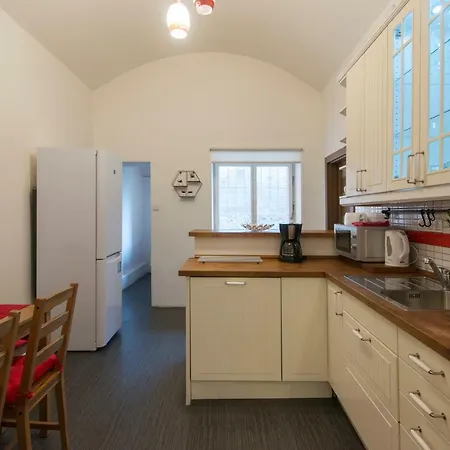 דירה Spacious Near Wenceslas Square פראג