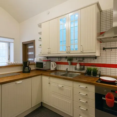 Spacious Near Wenceslas Square Appartement